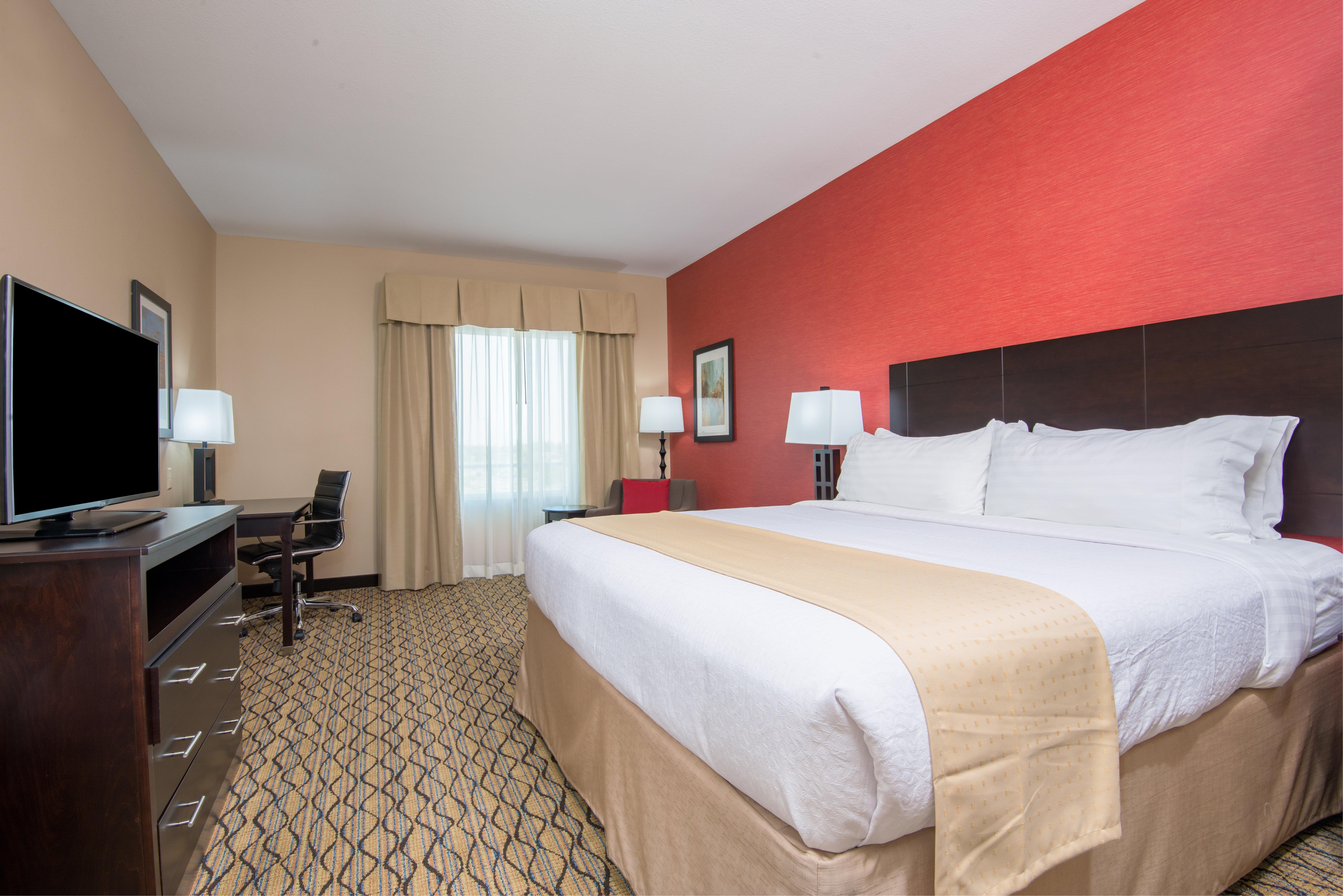 Holiday Inn Salina By Ihg Exterior foto