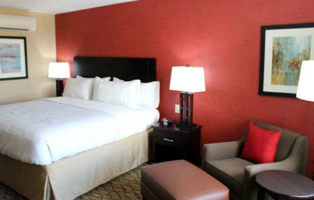 Holiday Inn Salina By Ihg Exterior foto
